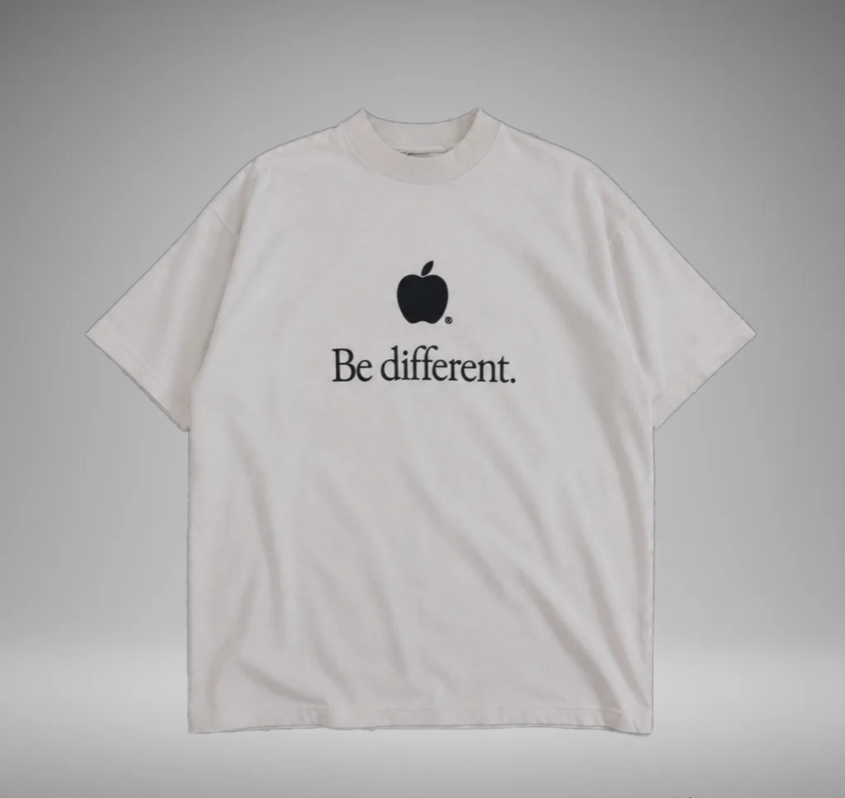 Balenciaga Be different тениска