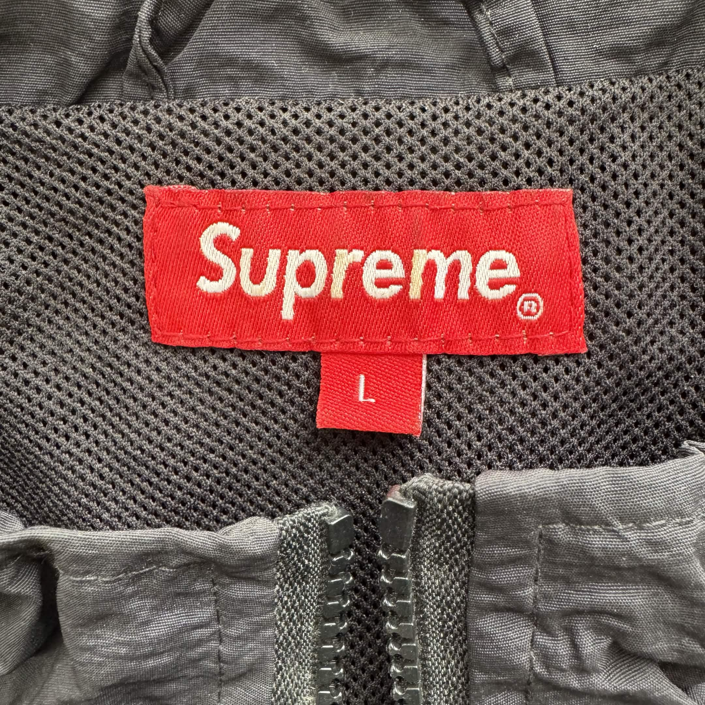 Supreme Arc Track Яке FW17