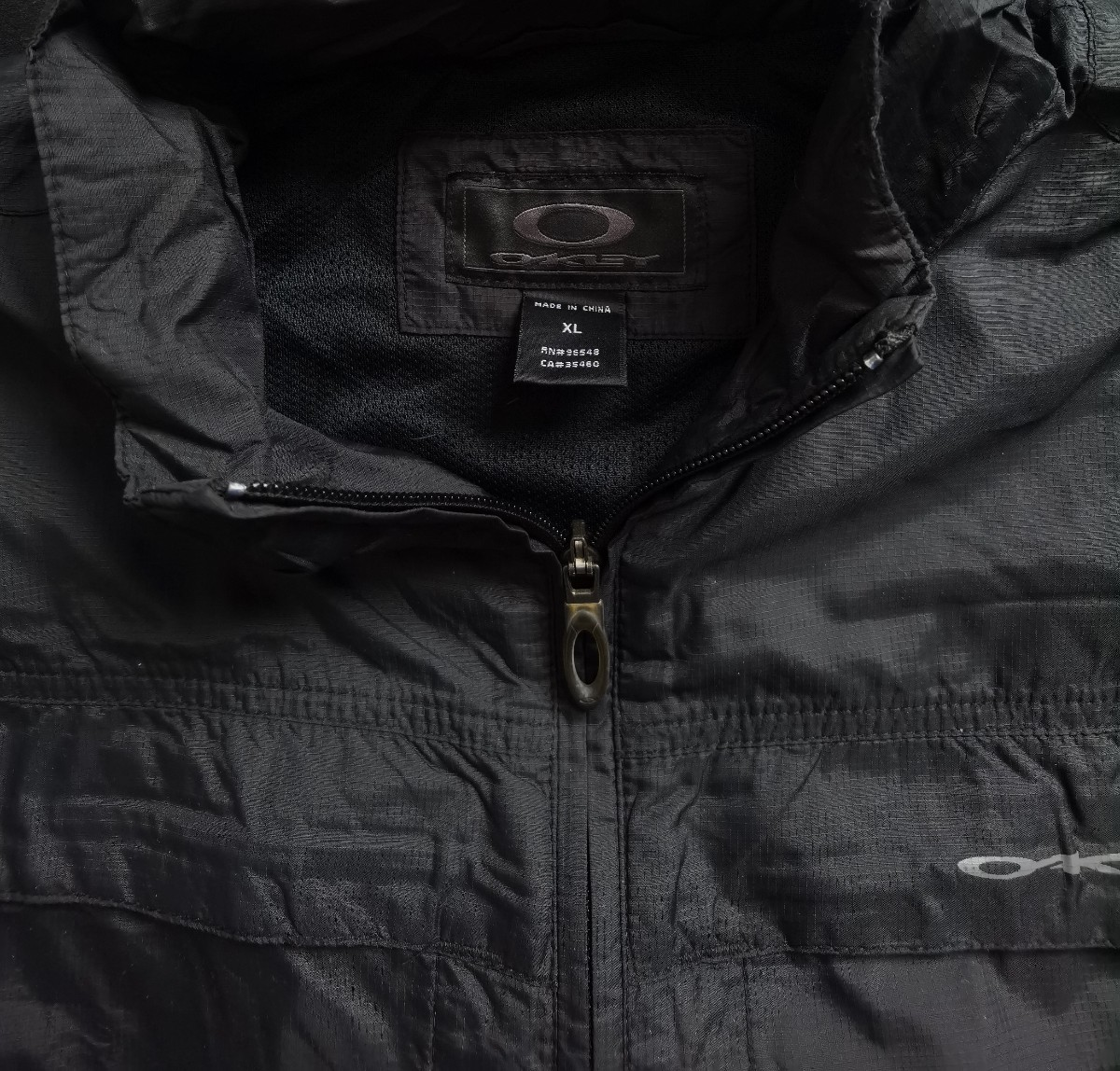 Oakley windbreaker